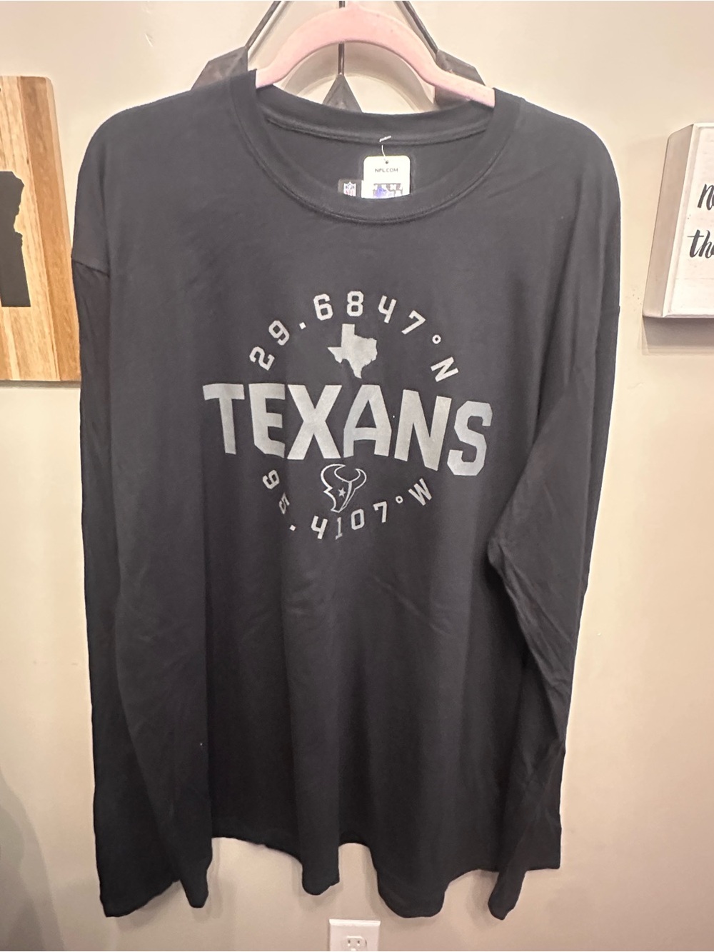 NFL Black Long-Sleeve Texans Graphic Tee